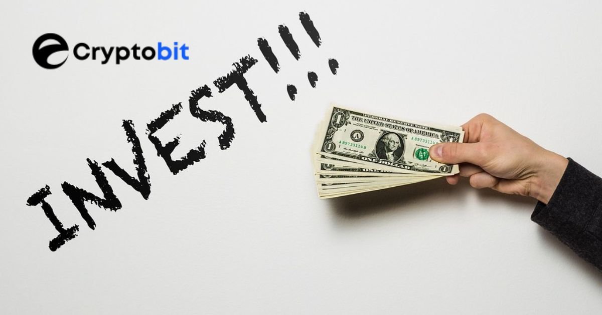 Ecryptobit.com invest concept showing cash and investment focus